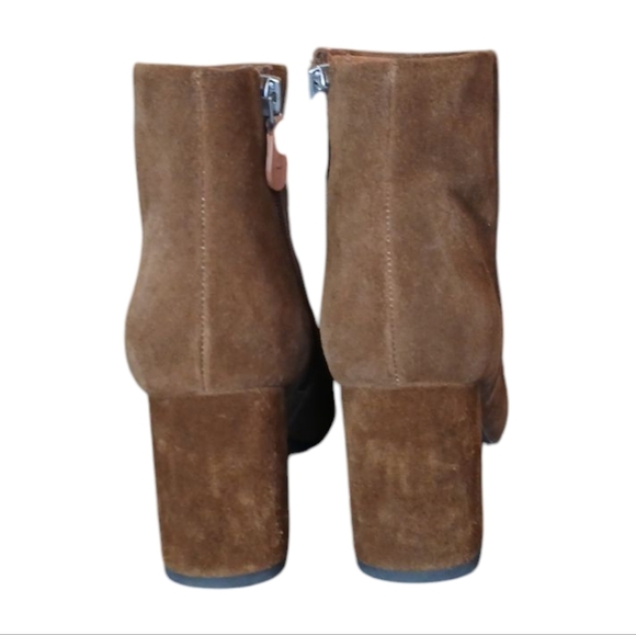 Gentle Souls Brown Suede Ankle Boots Women's Brown Booties size 7 - Picture 6 of 12